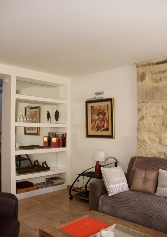 Agreable Maison De Ville Eyragues المظهر الخارجي الصورة