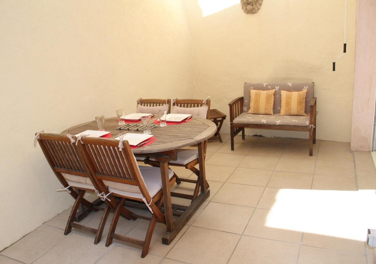Agreable Maison De Ville Eyragues المظهر الخارجي الصورة