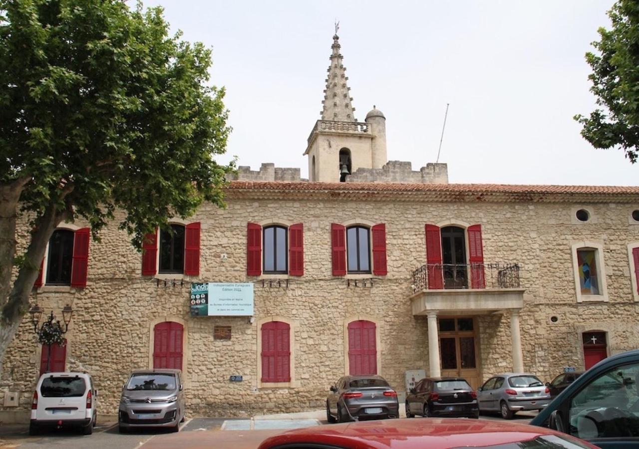 Agreable Maison De Ville Eyragues المظهر الخارجي الصورة